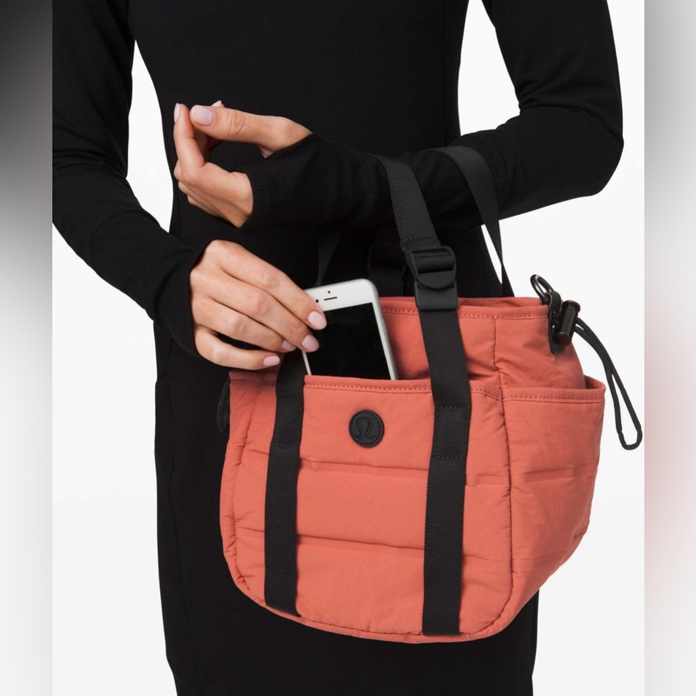 Lululemon 🦄 Dash All Day Bucket Bag 6.5L